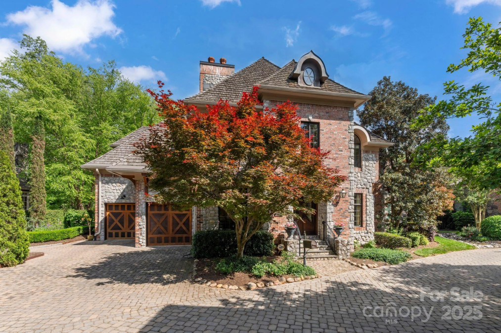 2310 La Maison Dr Charlotte, NC 28226