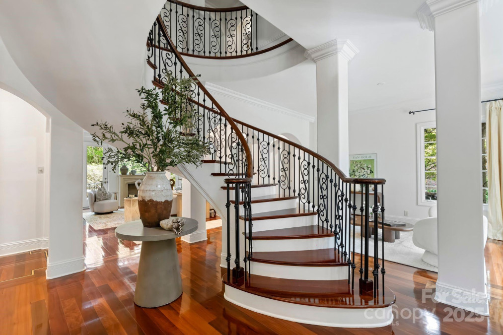2310 La Maison Dr Charlotte, NC 28226