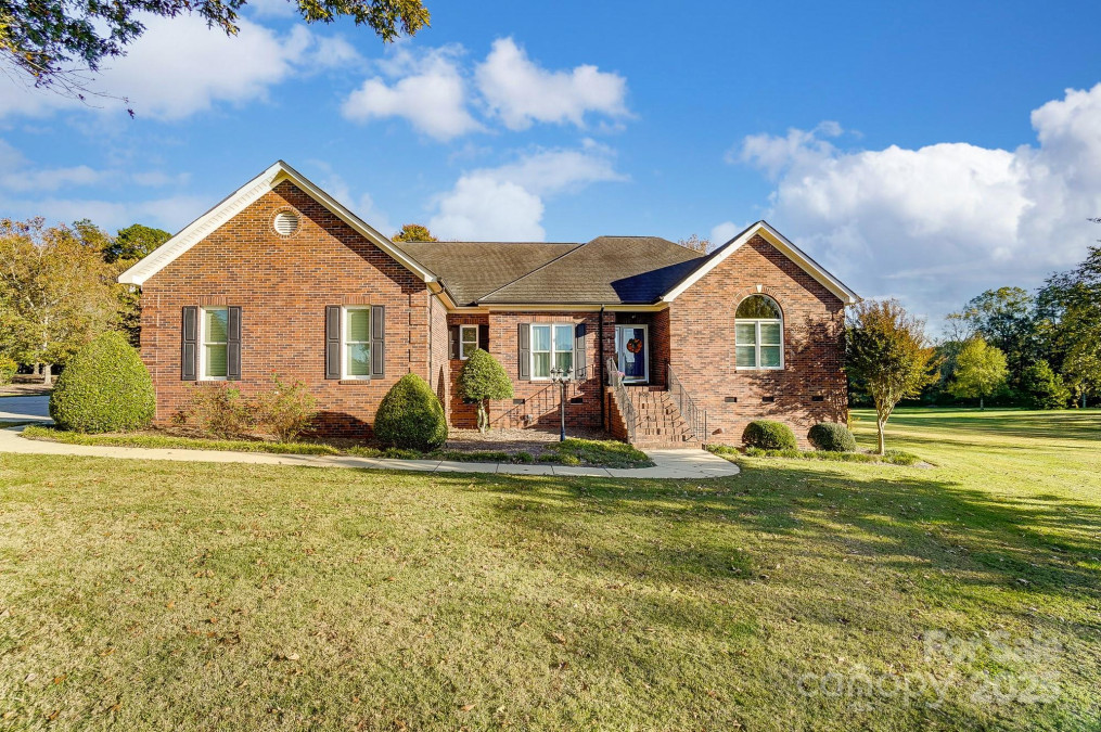 4330 Whitetail Ln Midland, NC 28107