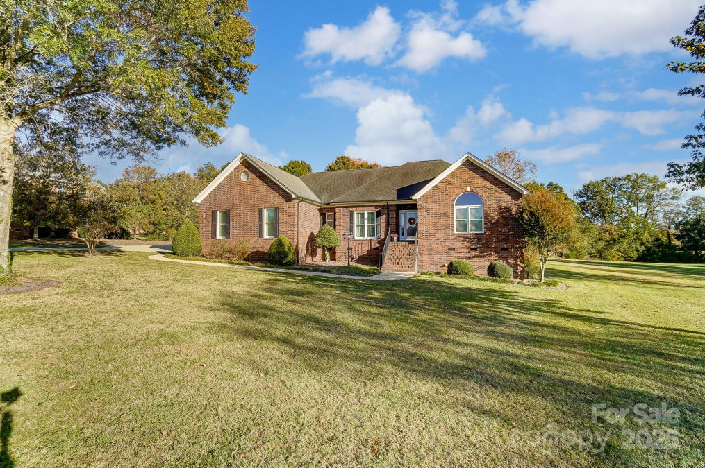 4330 Whitetail Ln Midland, NC 28107