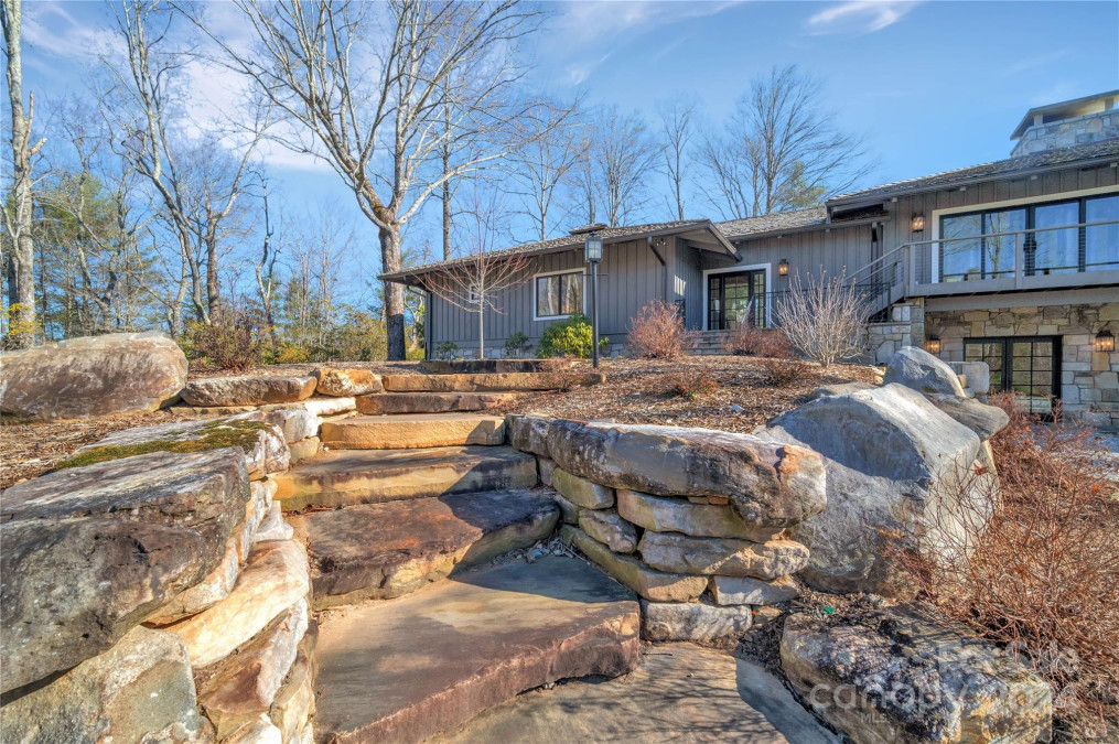 2272 West Club Blvd Lake Toxaway, NC 28747