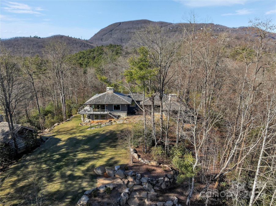 2272 West Club Blvd Lake Toxaway, NC 28747