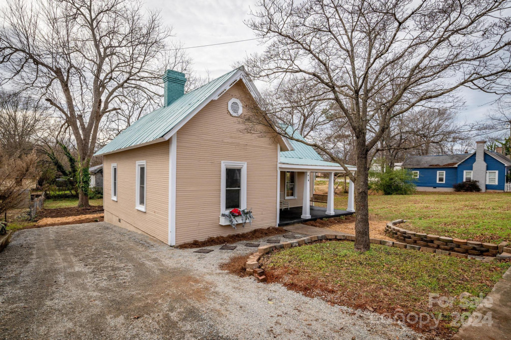 419 Fisher St Salisbury, NC 28144