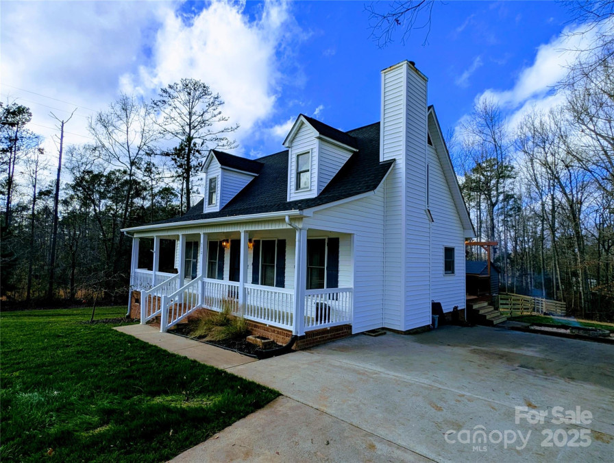 532 Rutledge Dr Catawba, SC 29704