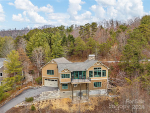 52 Hillcrest Dr Weaverville, NC 28787