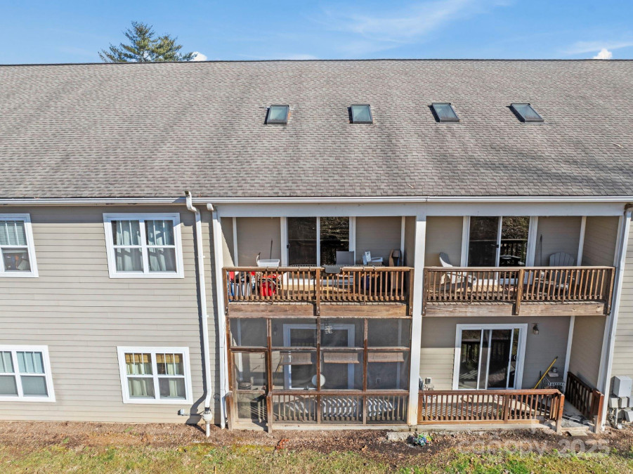 123 Foxden Dr Fletcher, NC 28732