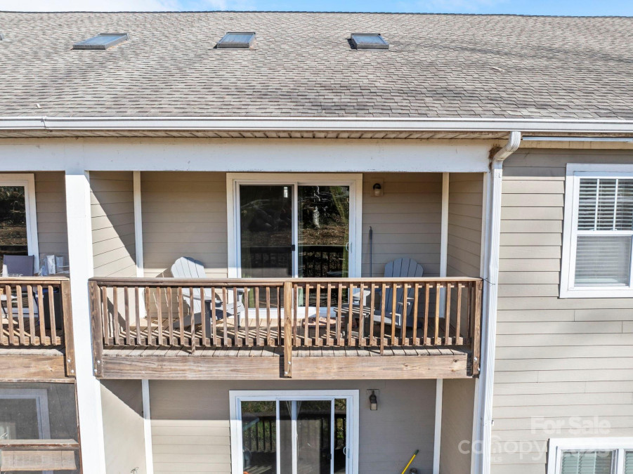 123 Foxden Dr Fletcher, NC 28732