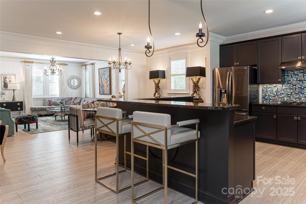 15 Dayflower Dr Asheville, NC 28803
