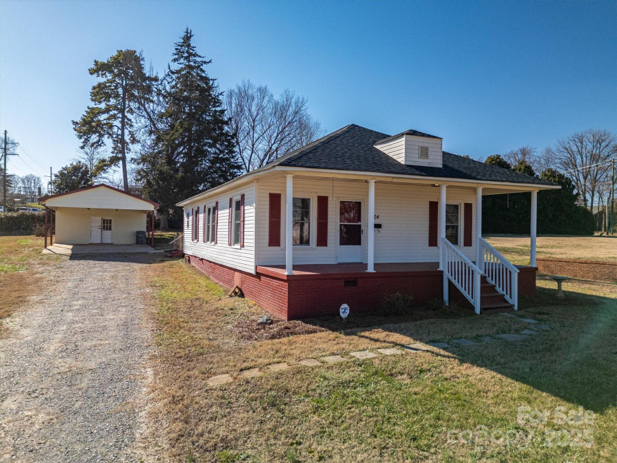 504 Mclean Ave Belmont, NC 28012