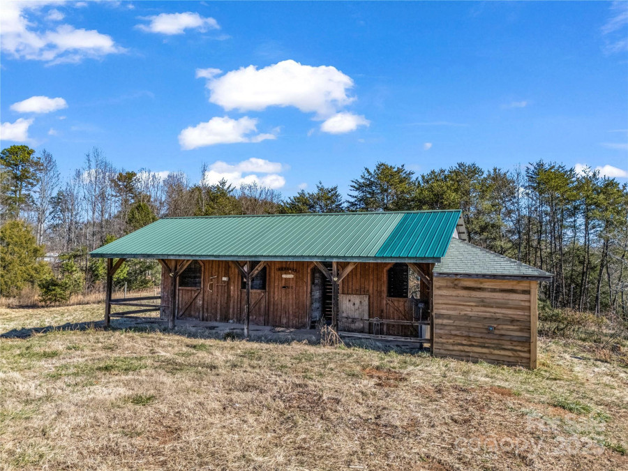 256 Honey Wagon Dr Rutherfordton, NC 28139