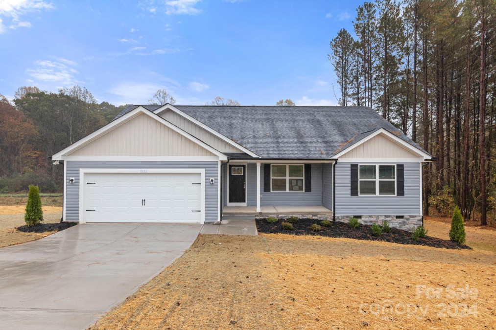 2412 Mintew Cir Lincolnton, NC 28092