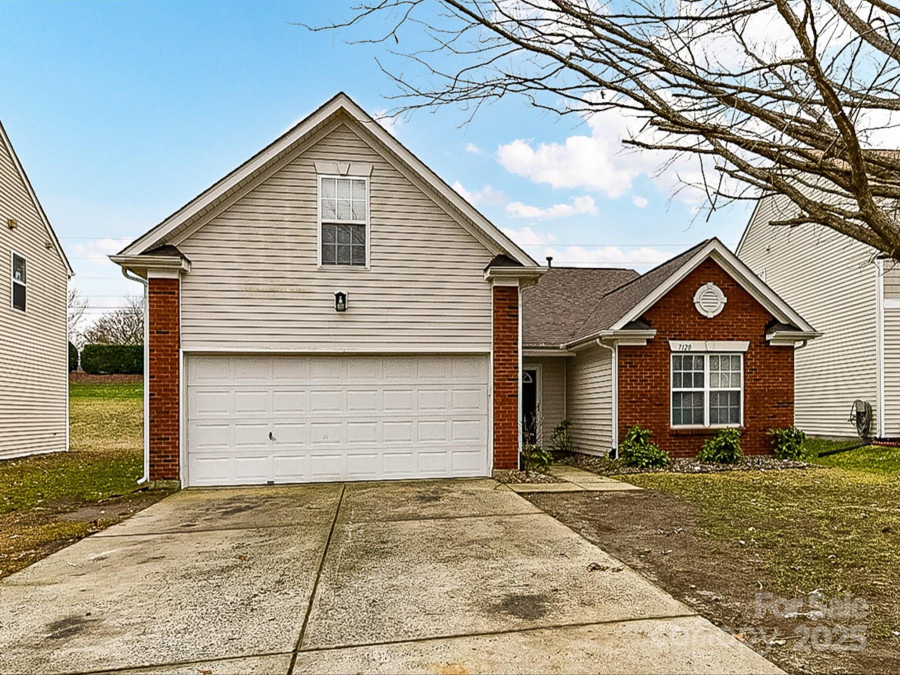 7120 Winding Cedar Trl Harrisburg, NC 28075