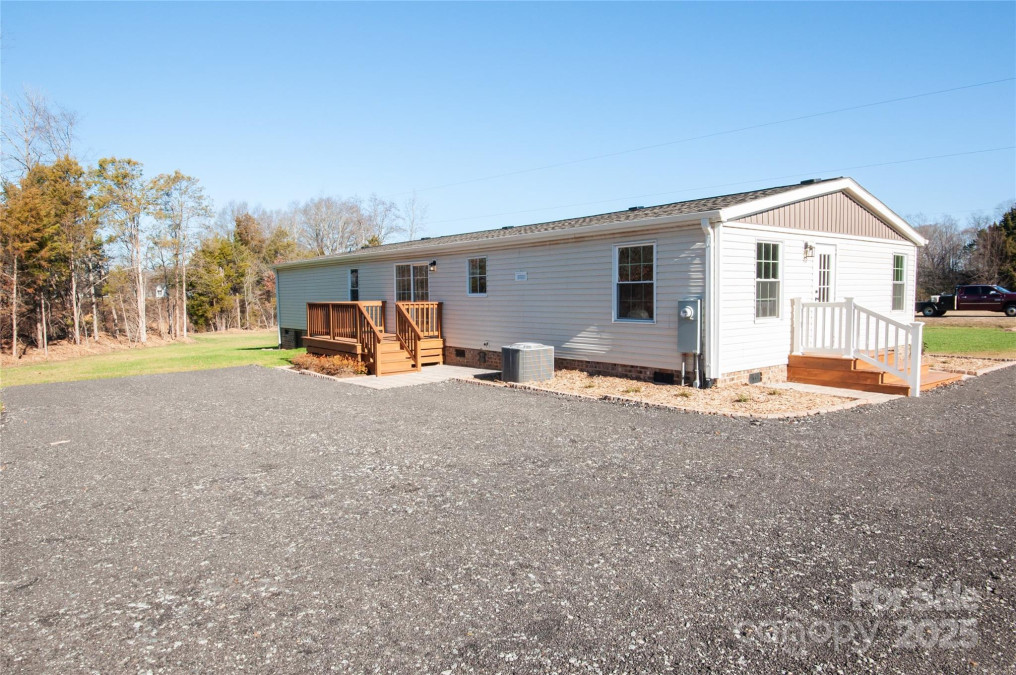 816 Perry Rd Troutman, NC 28166