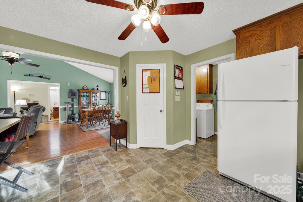 2385 Deertrack Cir Lancaster, SC 29720