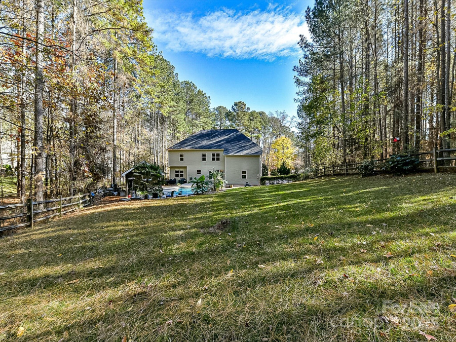 250 Kenway Loop Mooresville, NC 28117