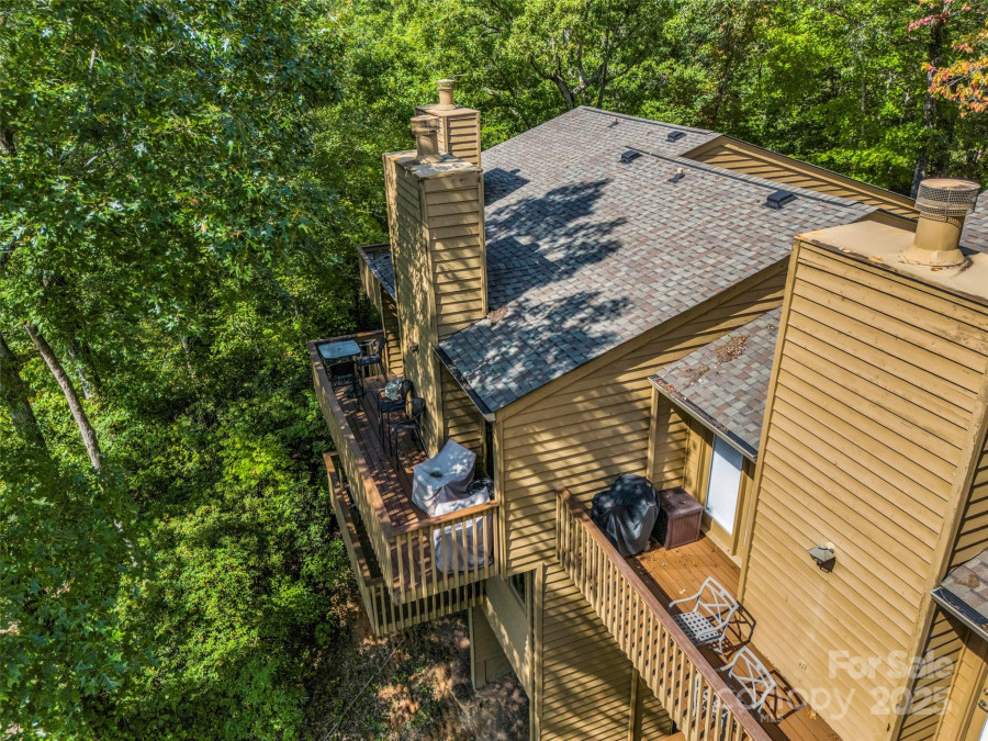 155 Quail Cove Rd Lake Lure, NC 28746