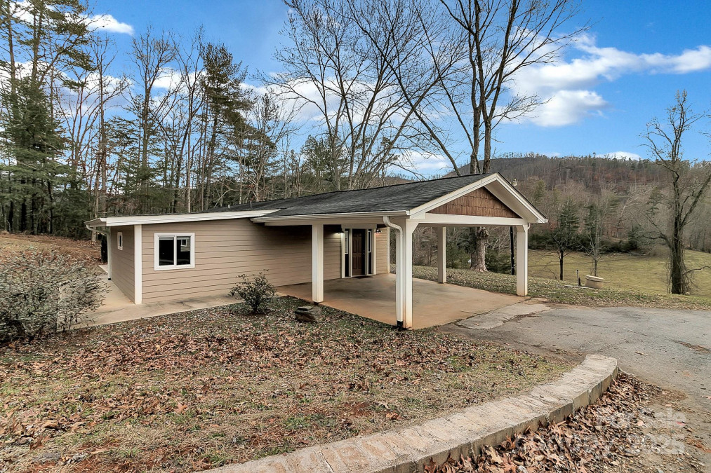 107 Bella Ridge Dr Weaverville, NC 28787