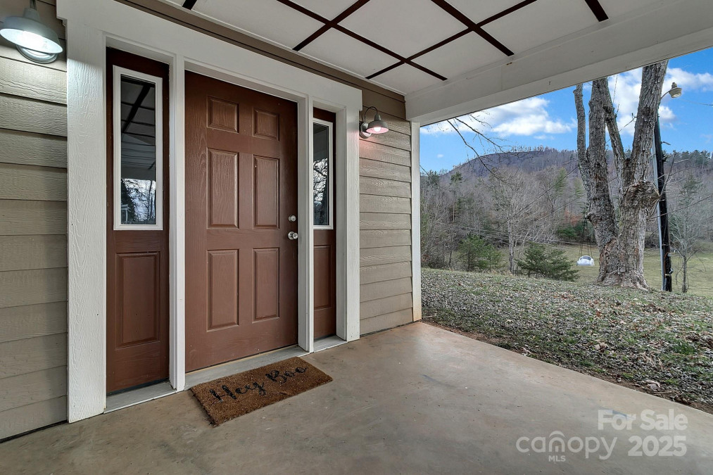 107 Bella Ridge Dr Weaverville, NC 28787