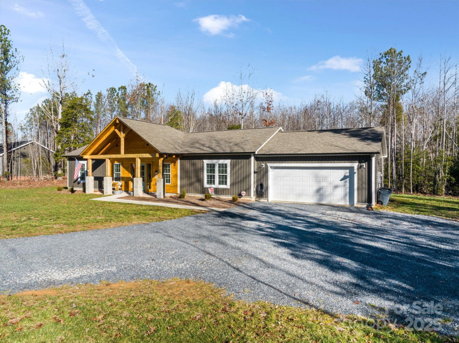 265 Cagle Rd Seagrove, NC 27341