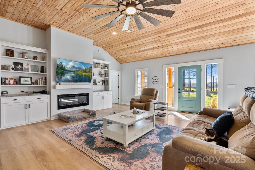 265 Cagle Rd Seagrove, NC 27341