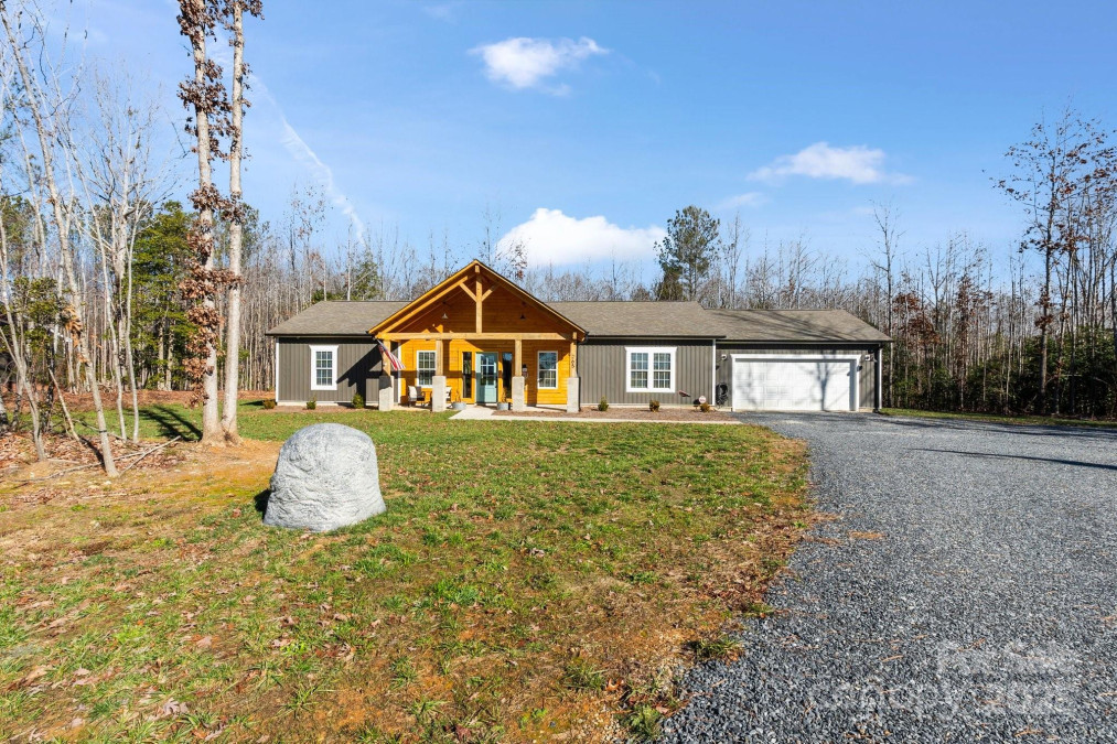 265 Cagle Rd Seagrove, NC 27341