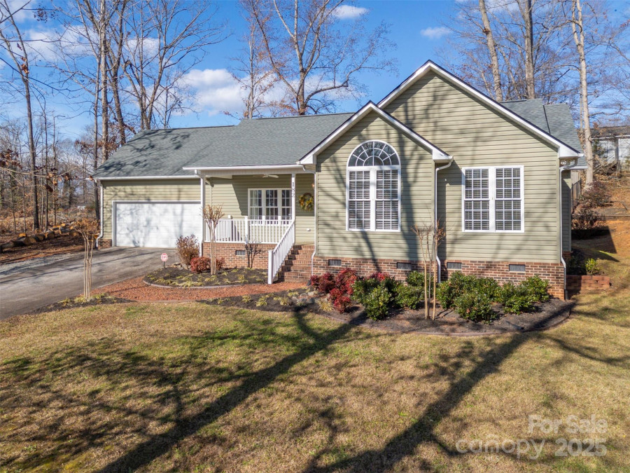 182 Hutchins Dr Rutherfordton, NC 28139