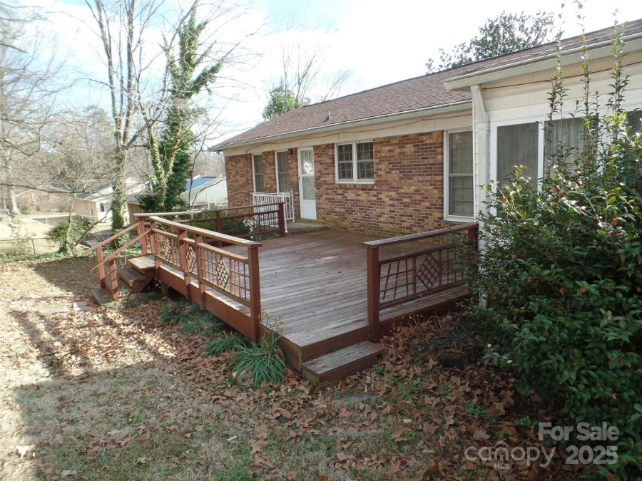 211 Walnut Ave Mount Holly, NC 28120