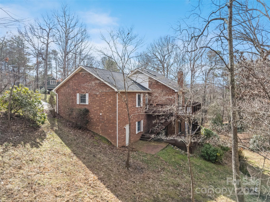 185 Oak Ridge Dr Clyde, NC 28721