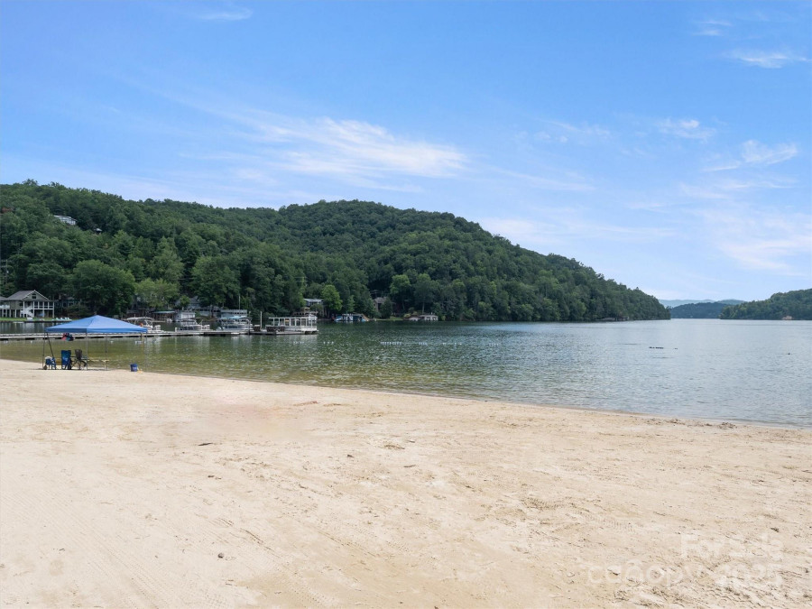 155 Quail Cove Blvd Lake Lure, NC 28746