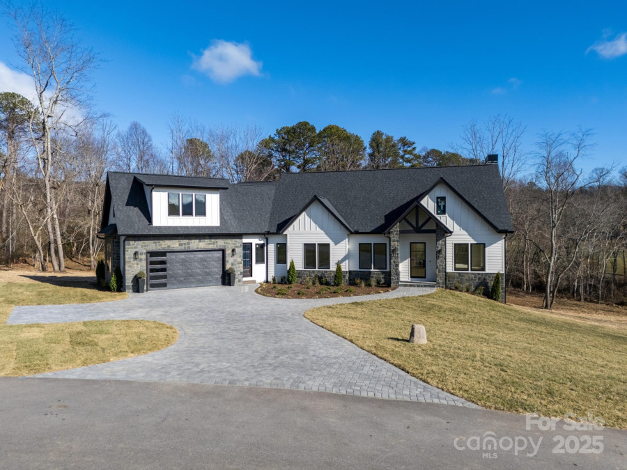 144 Annabelle Linn Dr Fairview, NC 28730