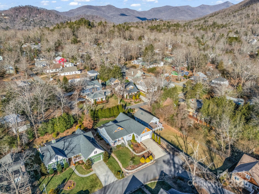 121 Louisa St Black Mountain, NC 28711