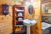 1694 Humpback Mountain Rd Spruce Pine, NC 28777