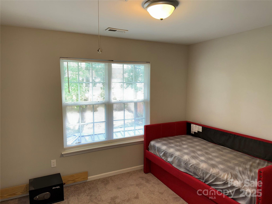 9624 Langston Mill Rd Charlotte, NC 28216