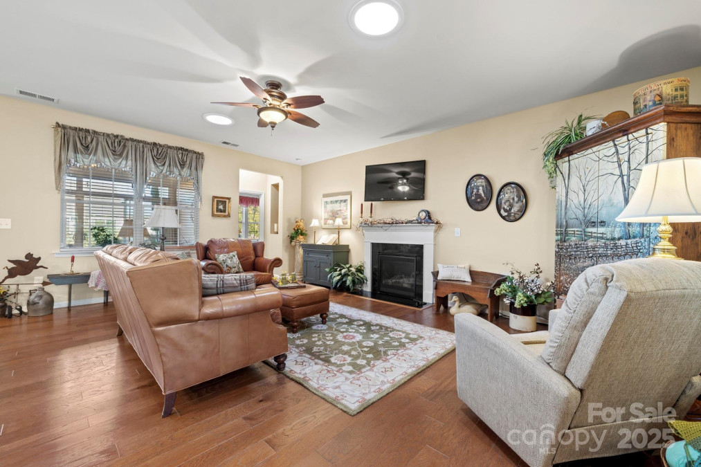 5021 Redwood Grove Trl Lancaster, SC 29720