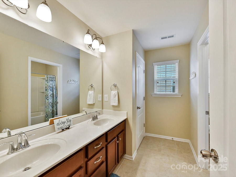 3020 Sewee Ln Waxhaw, NC 28173