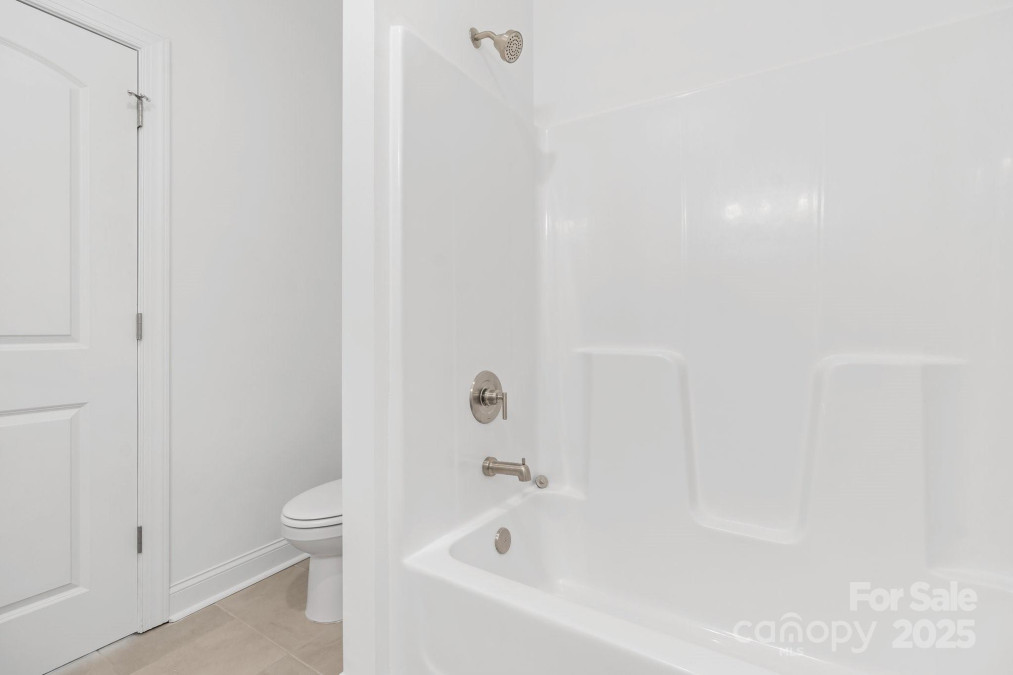 143 Cherry Springs Ln Asheville, NC 28804