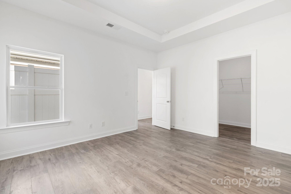 143 Cherry Springs Ln Asheville, NC 28804