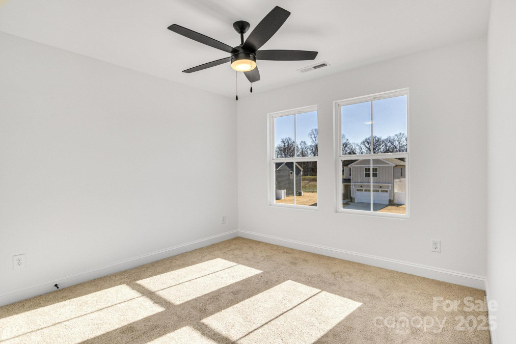 3025 Swallowtail Ln Kannapolis, NC 28083