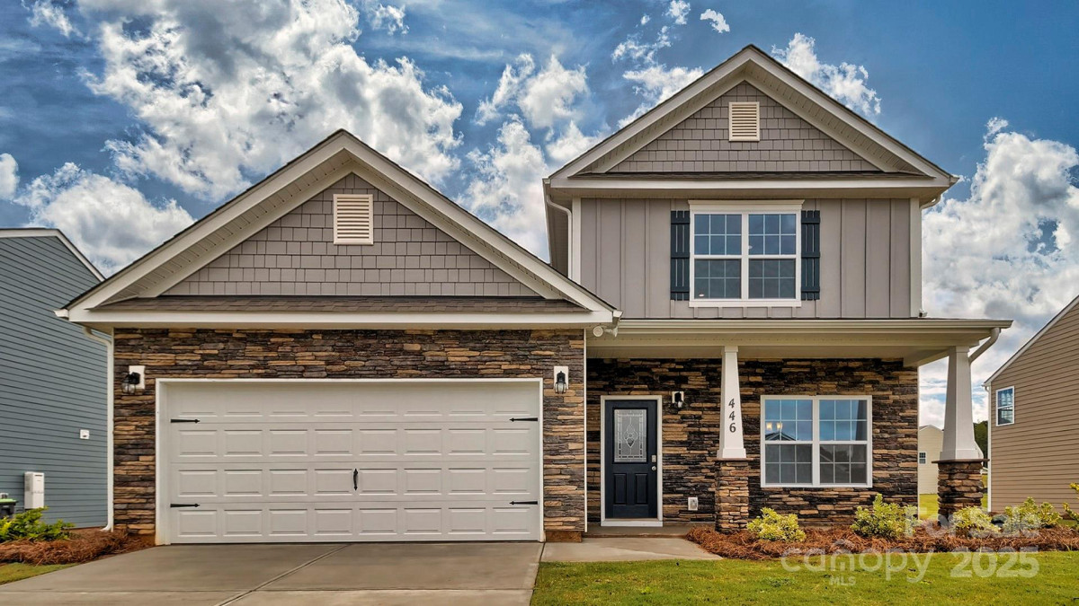 3686 Charles St Conover, NC 28613