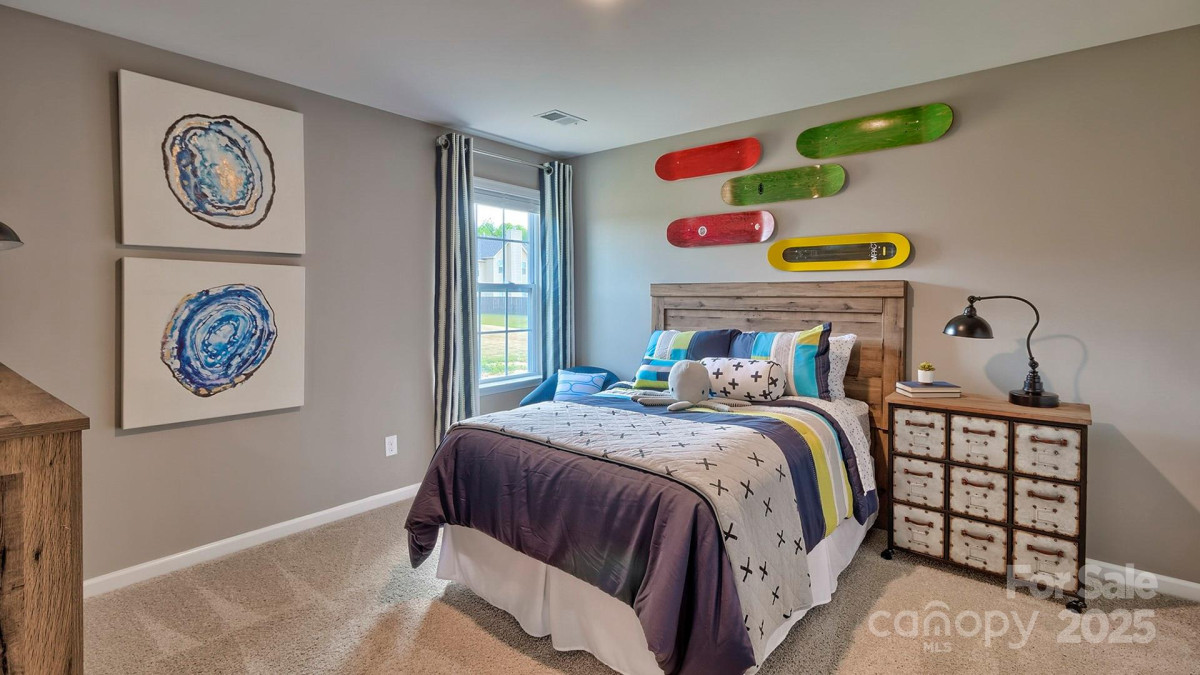 3686 Charles St Conover, NC 28613
