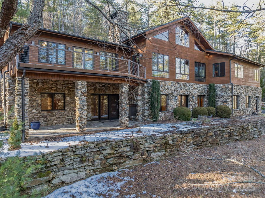 500 Oleta Mill Trl Hendersonville, NC 28792