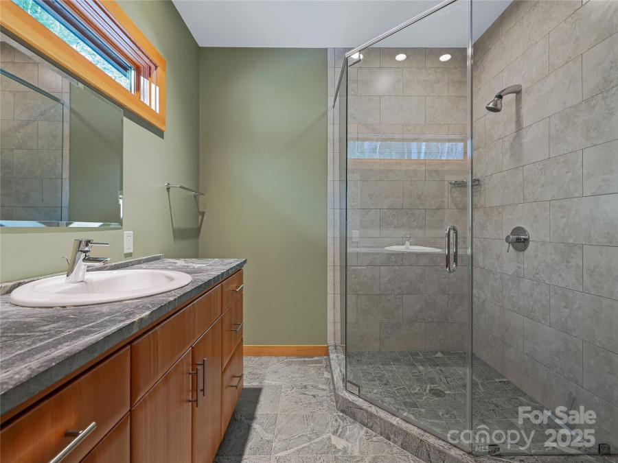 500 Oleta Mill Trl Hendersonville, NC 28792