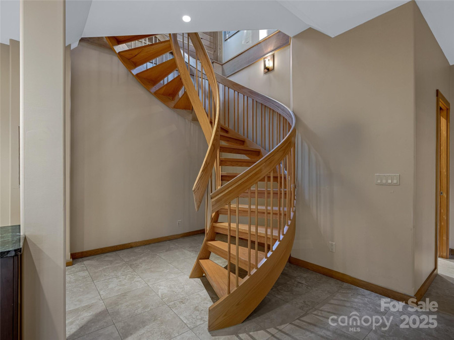500 Oleta Mill Trl Hendersonville, NC 28792