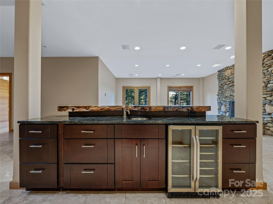 500 Oleta Mill Trl Hendersonville, NC 28792