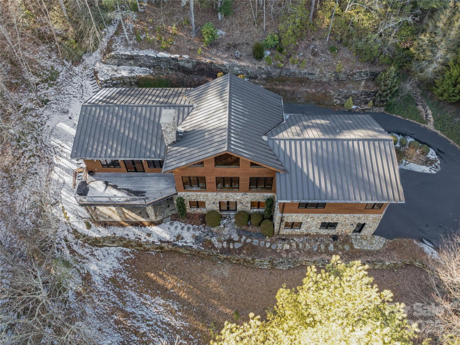 500 Oleta Mill Trl Hendersonville, NC 28792