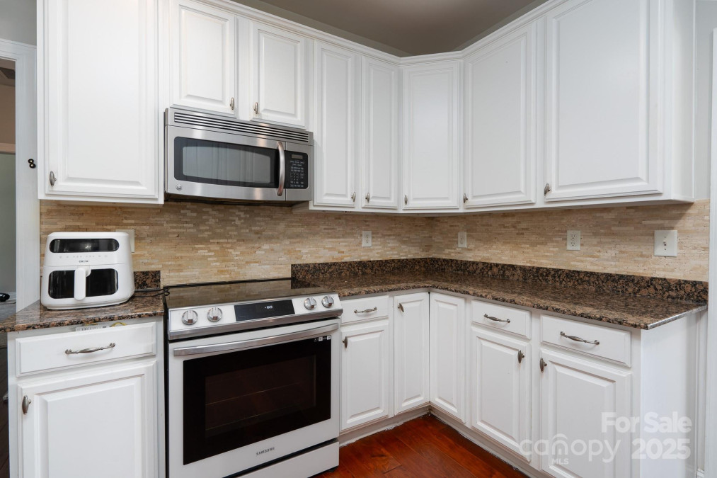 8505 Delamere Ln Charlotte, NC 28269