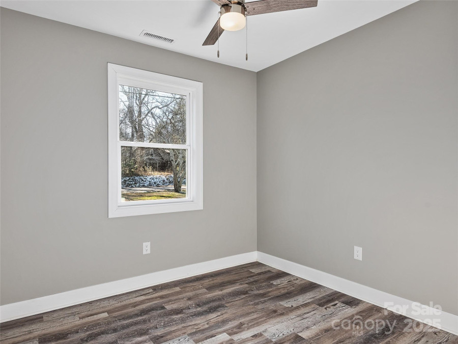 611 Peniel Rd Columbus, NC 28722