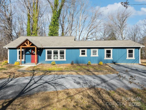 611 Peniel Rd Columbus, NC 28722