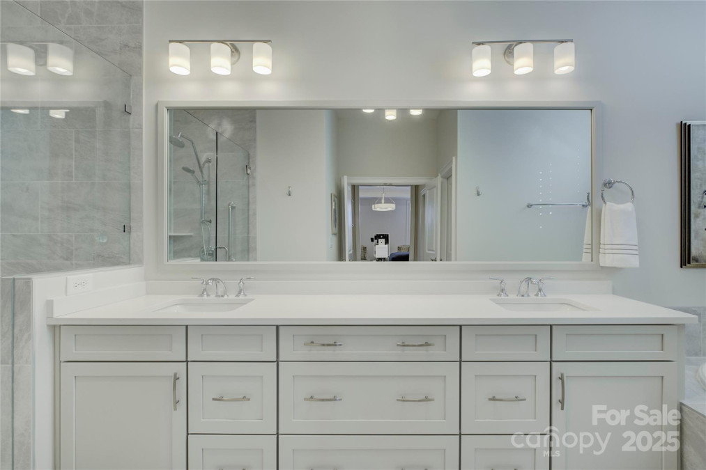 45528 Misty Bluff Dr Charlotte, NC 28278