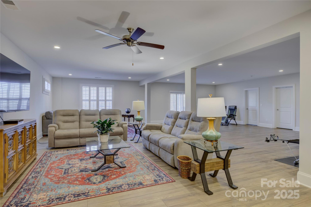 45528 Misty Bluff Dr Charlotte, NC 28278